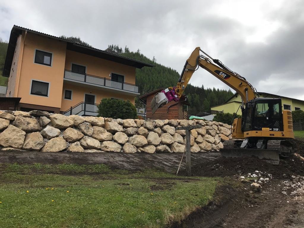 Steinmauer von Erdbau Tobias Taxacher