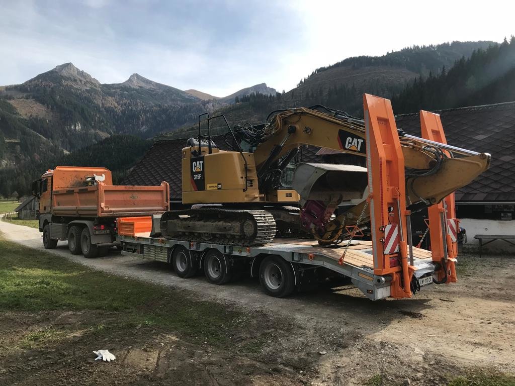 Bagger von Erdbau Tobias Taxacher